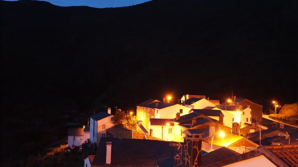 Pensjonat Casa Da Quelha Chas de Egua Zewnętrze zdjęcie